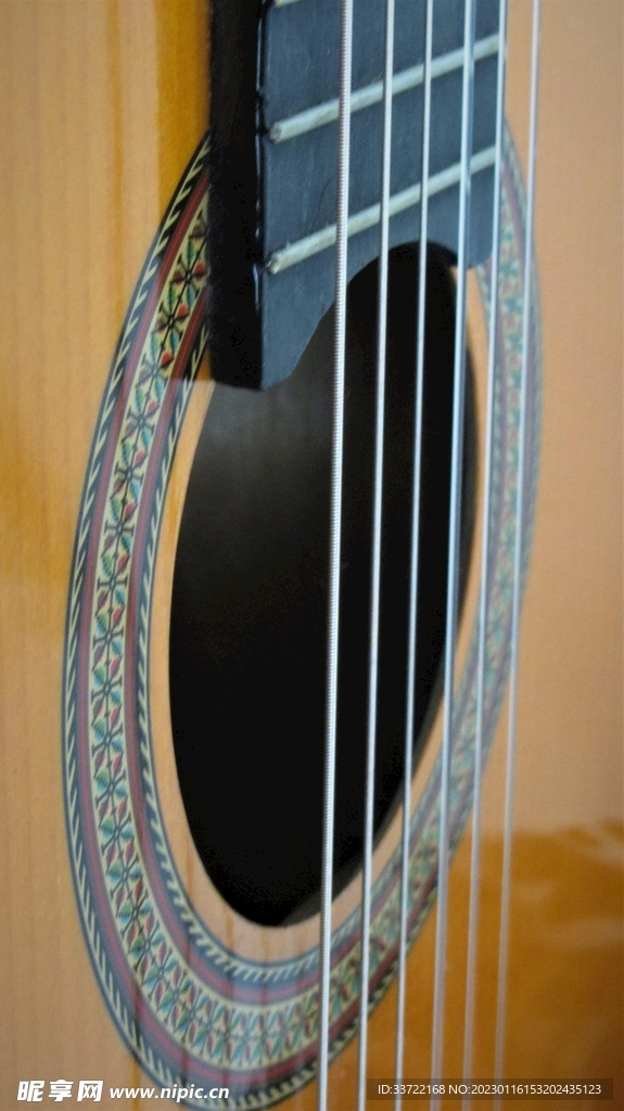 吉他