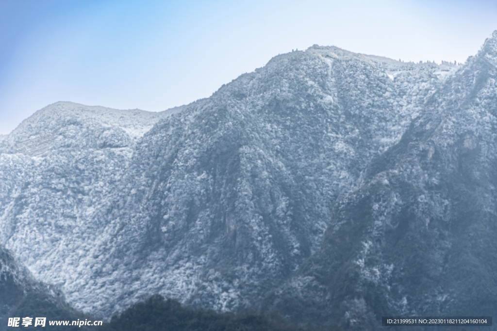 雪山