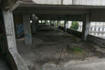废弃建筑
