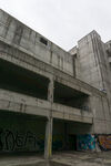 废弃建筑