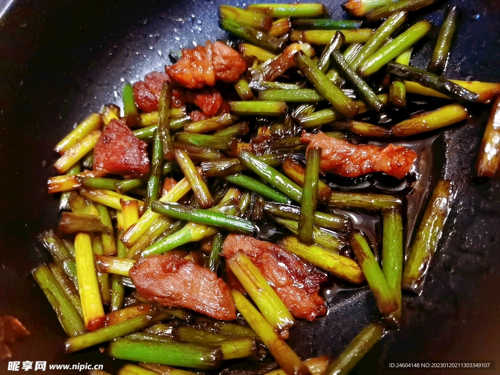 蒜苔炒肉怎么做_蒜苔炒肉的做法_豆果美食
