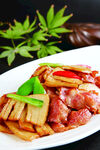 杏鲍菇炒培根肉