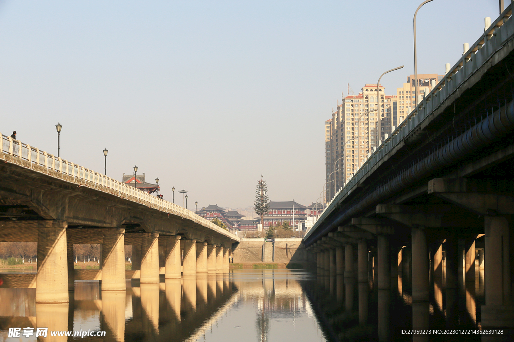 跨河大桥