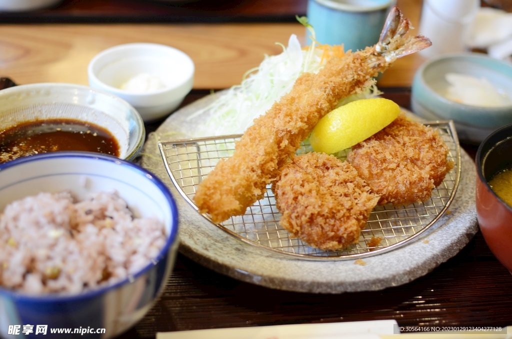 炸虾美食