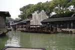 乌镇摇橹船 