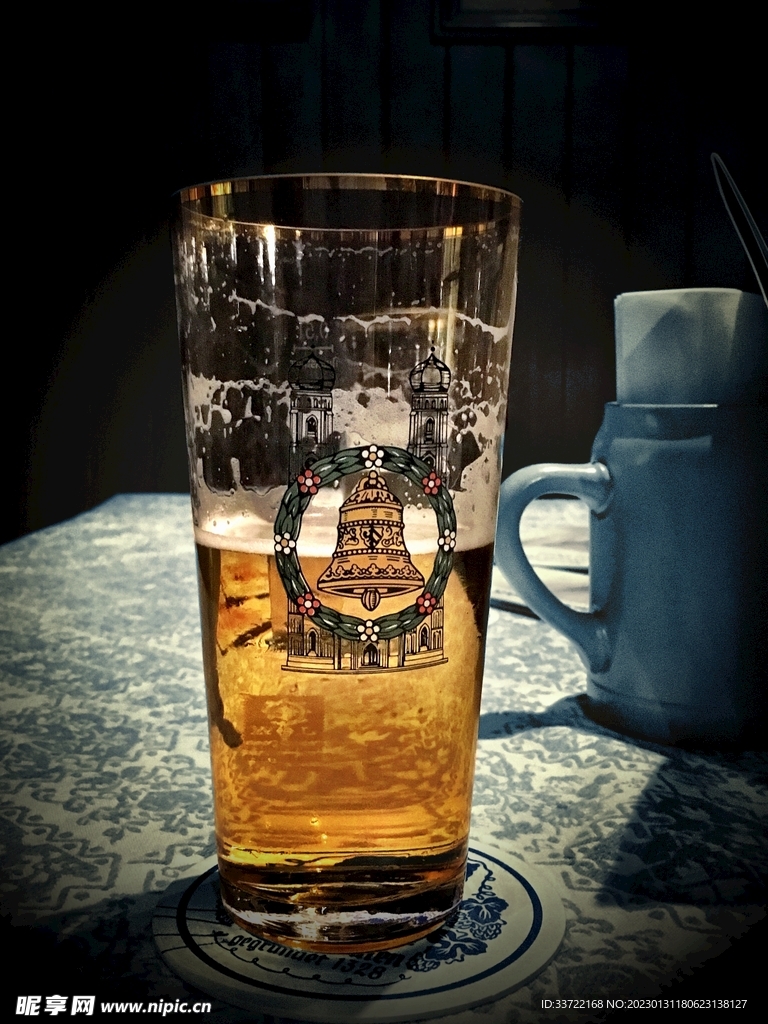啤酒