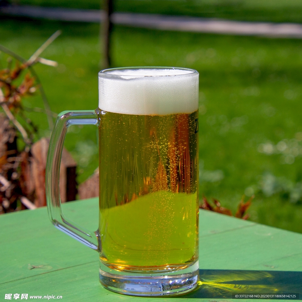 啤酒