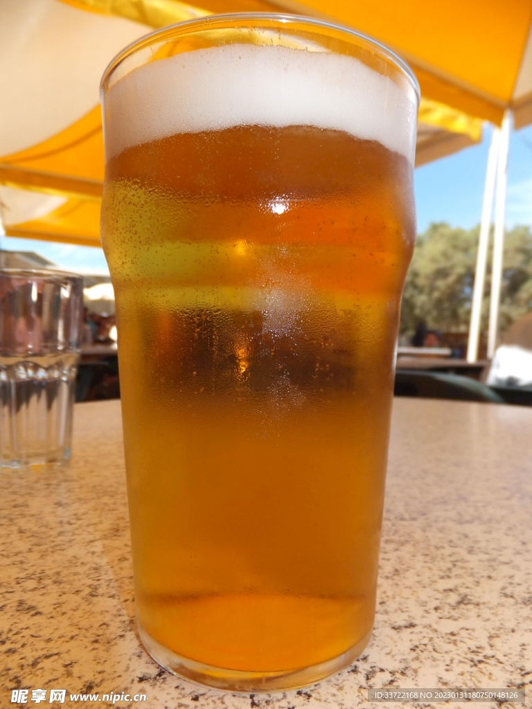 啤酒