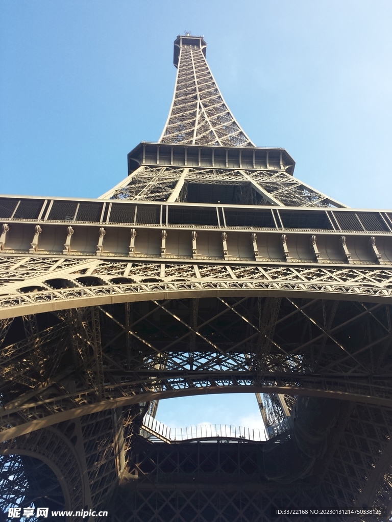 埃菲尔铁塔