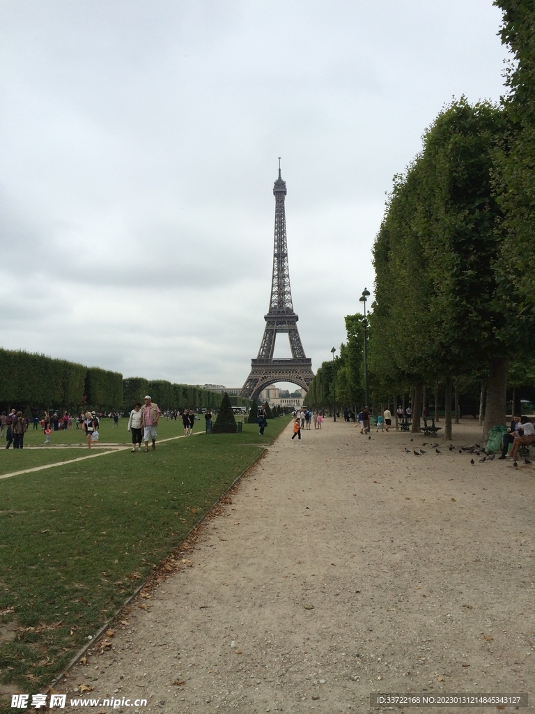 埃菲尔铁塔