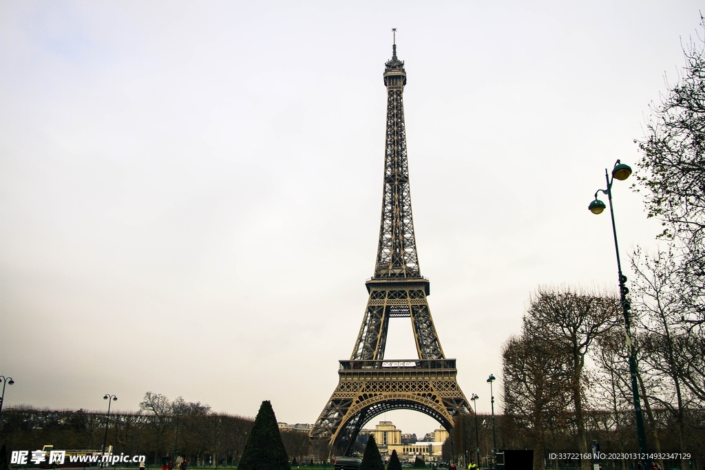 埃菲尔铁塔