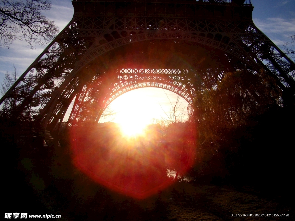 埃菲尔铁塔
