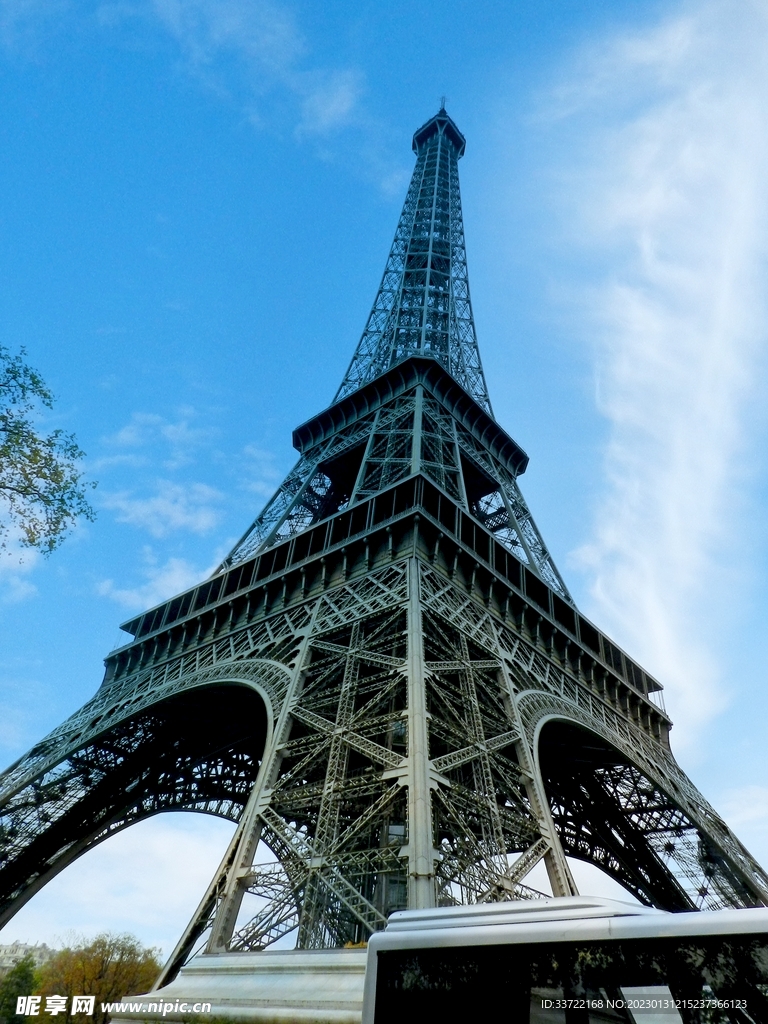 埃菲尔铁塔