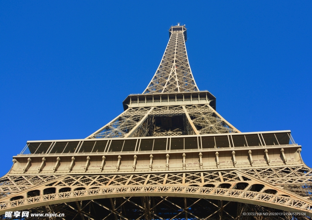 埃菲尔铁塔
