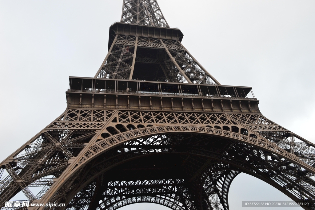 埃菲尔铁塔