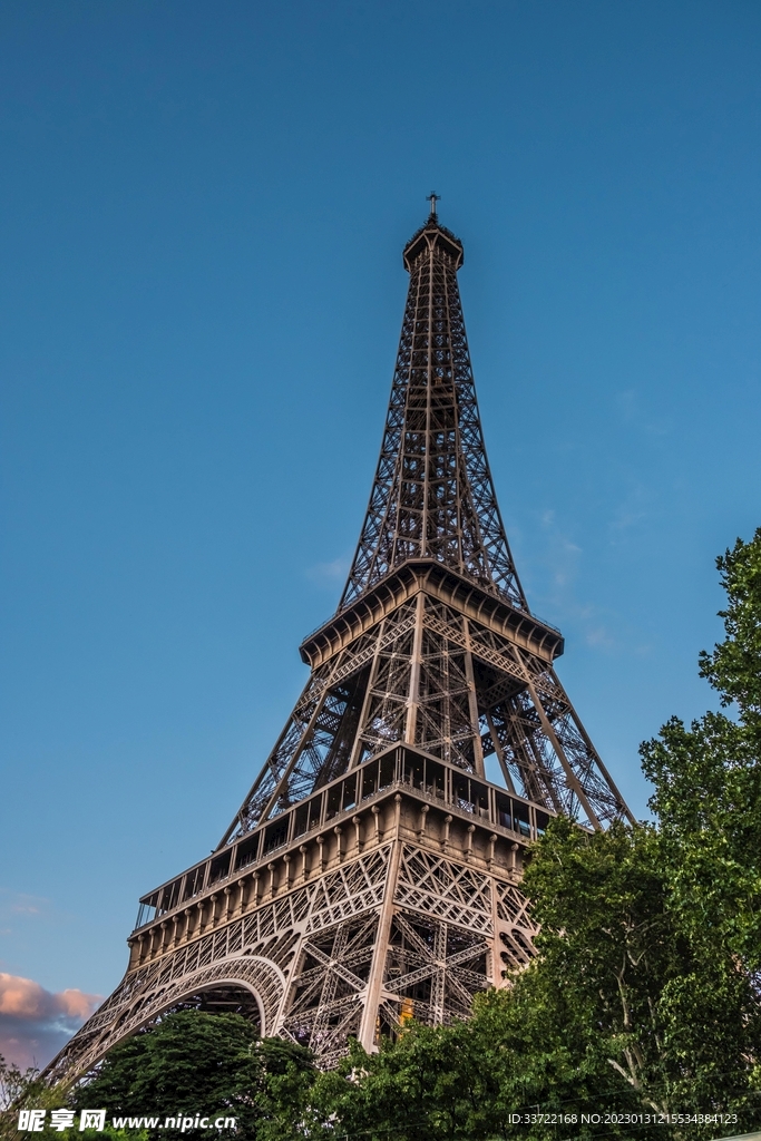 埃菲尔铁塔