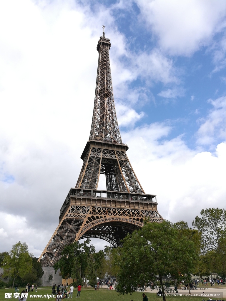 埃菲尔铁塔