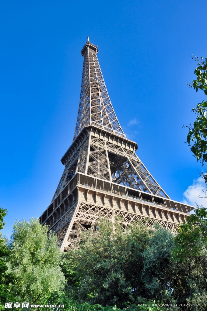 埃菲尔铁塔