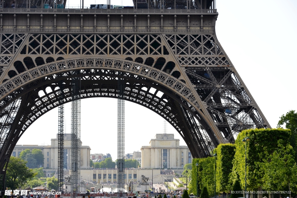 埃菲尔铁塔