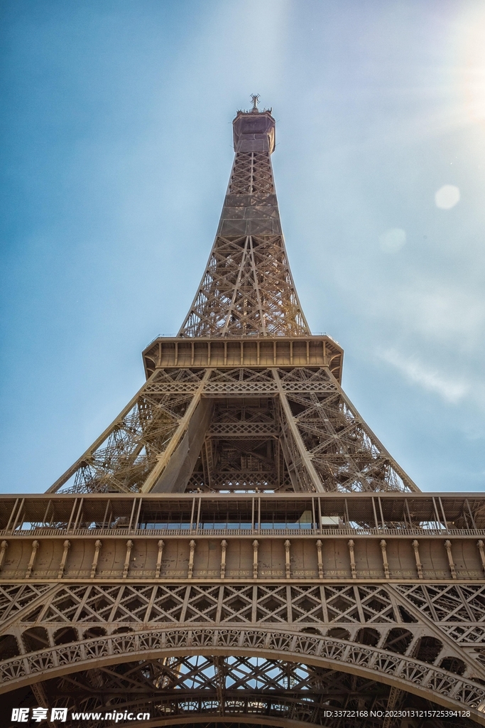 埃菲尔铁塔