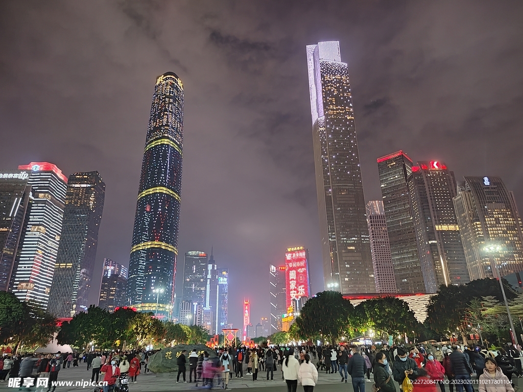 广州珠江新城广场夜景