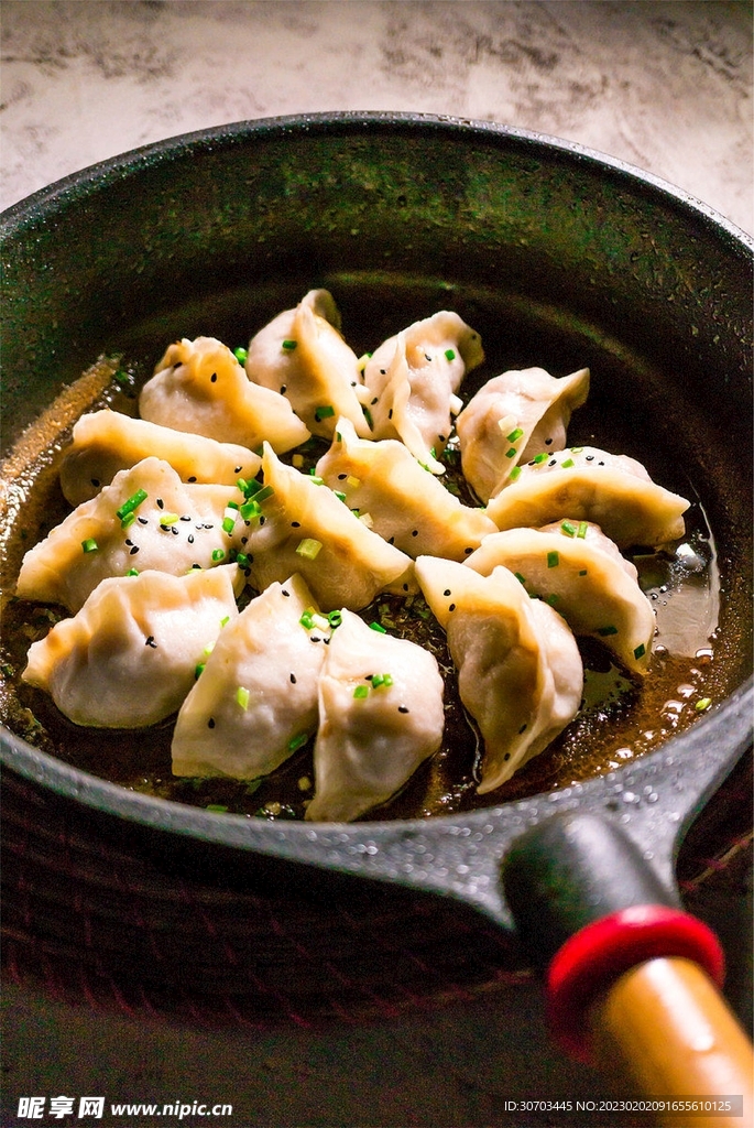 新年的饺子