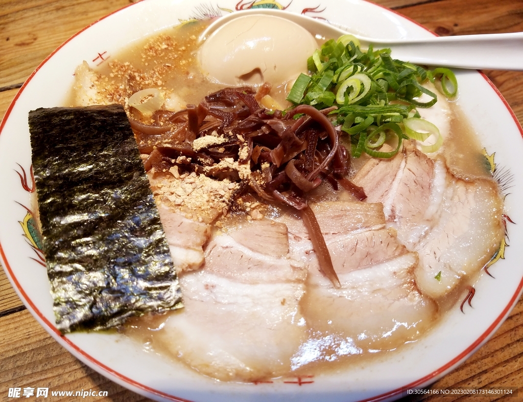 五花肉美食