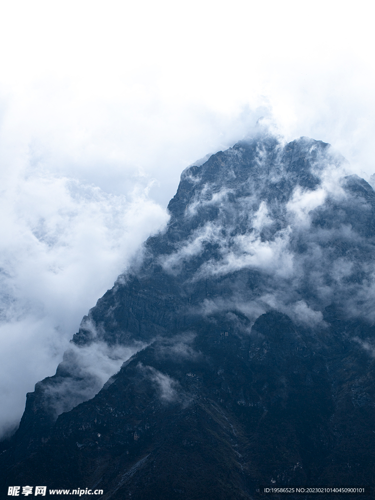 雪山