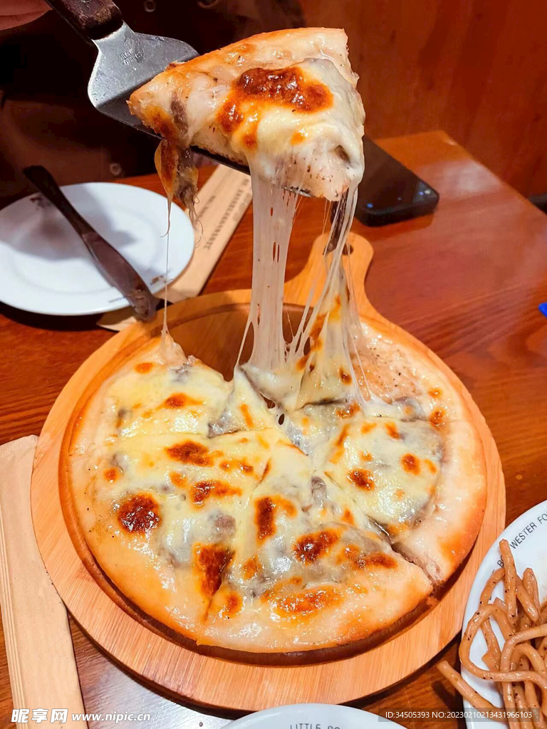 披萨