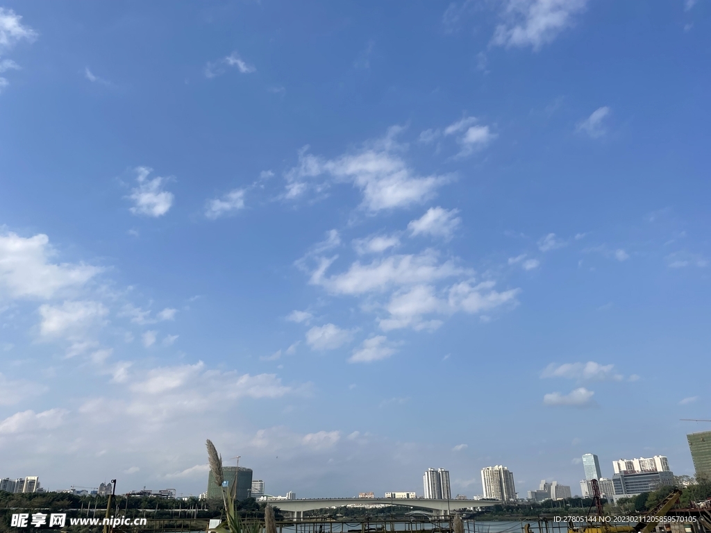 天空