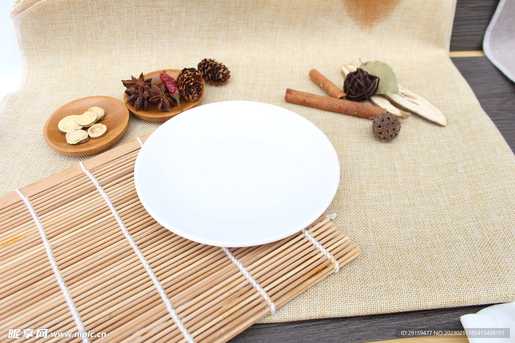 盘子调料