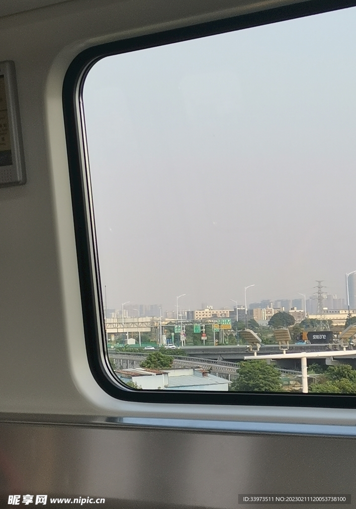 高铁车窗