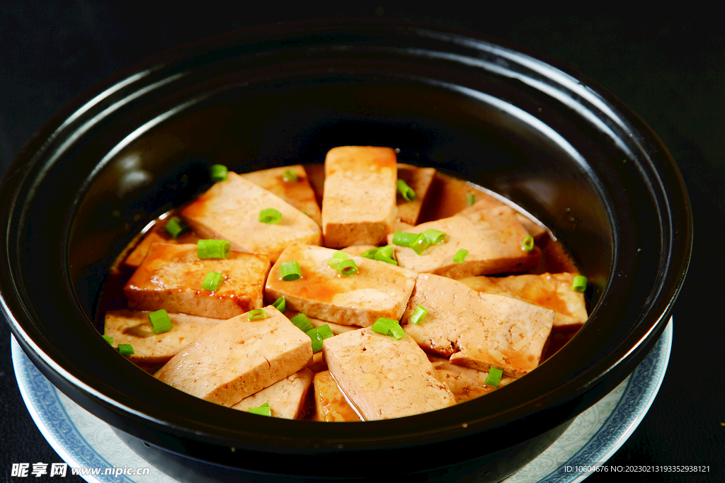 酱香煨豆腐