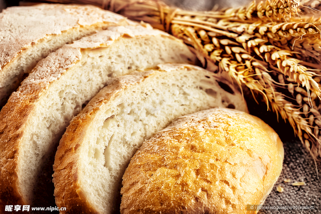 麦穗与香甜口感的面包摄影
