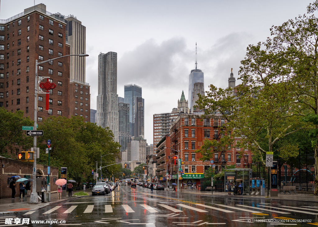 雨过后的纽约街头城市风光