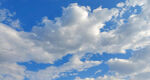 天空  