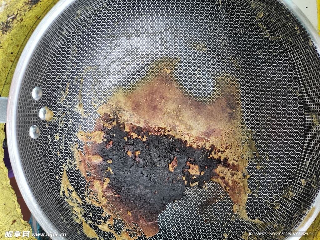 烧糊的锅