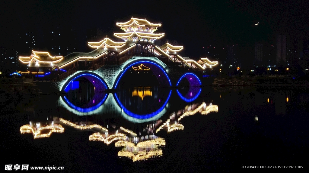 息县龙湖公园夜景