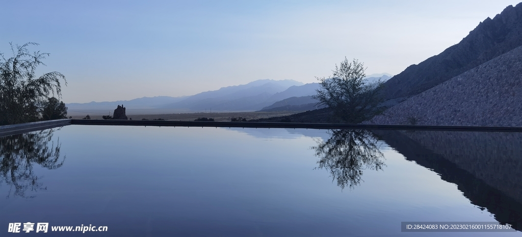 贺兰山水景
