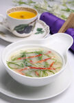 澳门青菜茨茸汤
