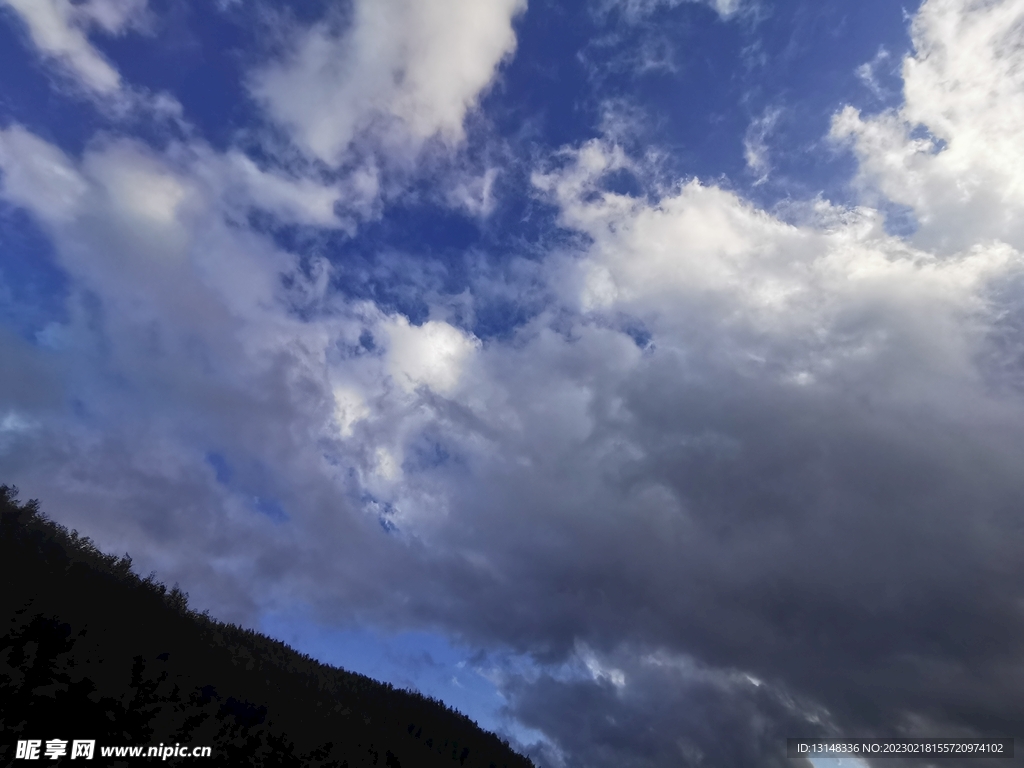 天空