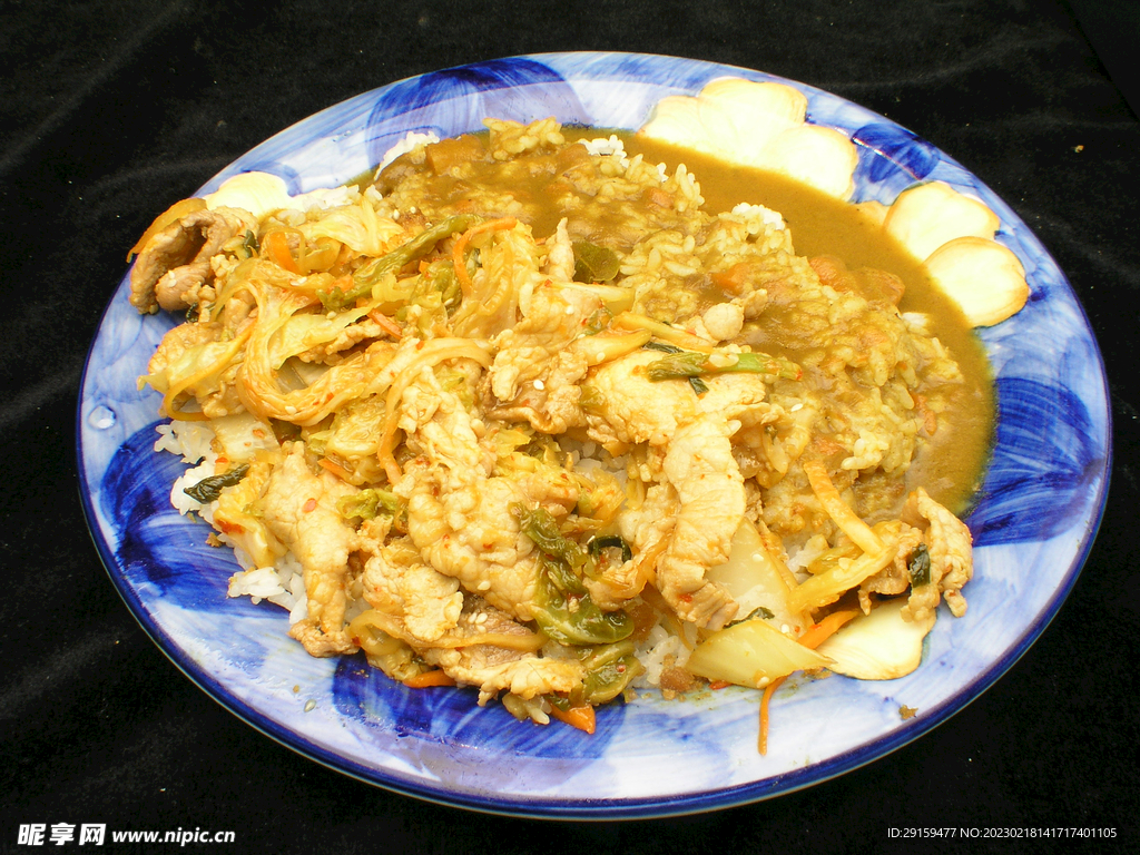 泡菜猪肉咖喱饭