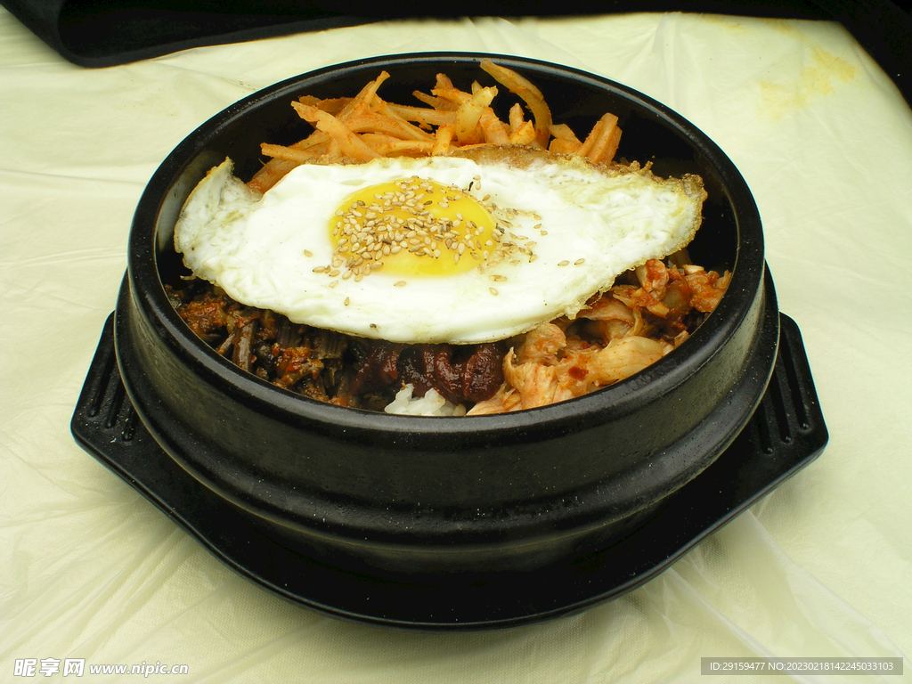 石锅拌饭