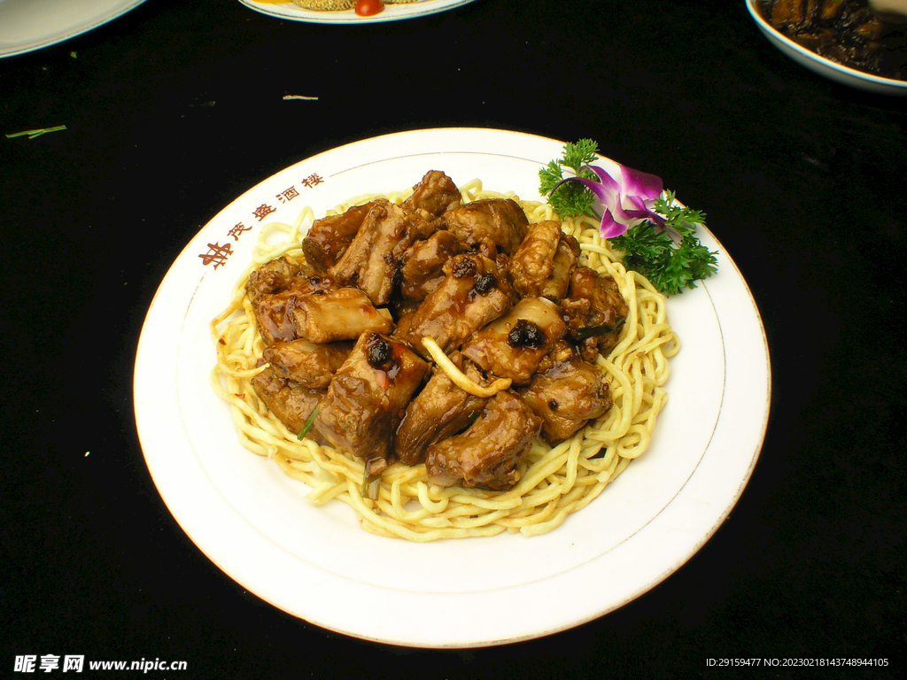 伊面排骨