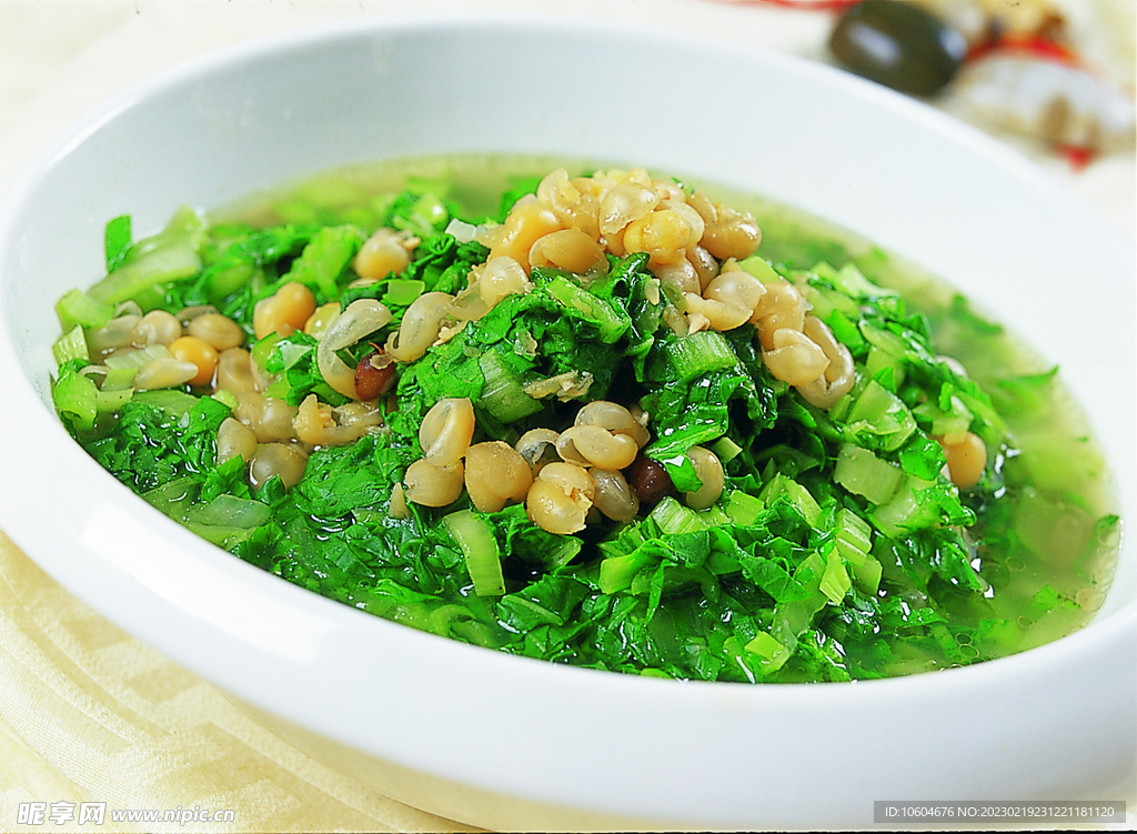 豆汤青菜钵