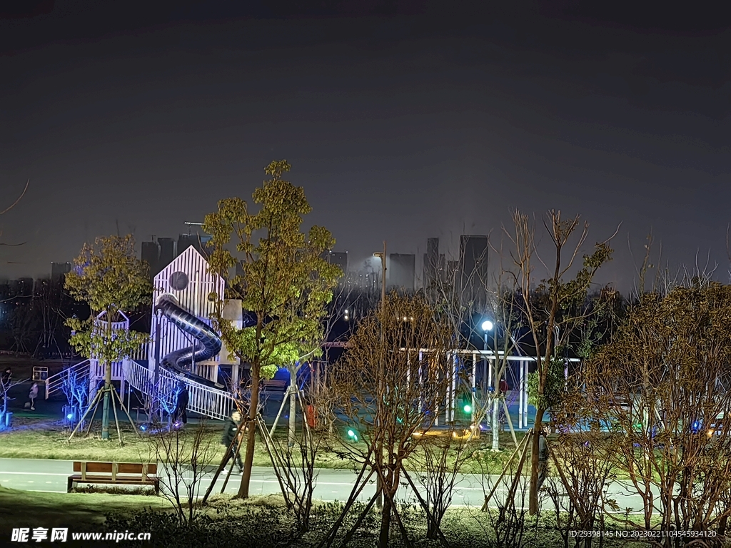 城市公园夜景