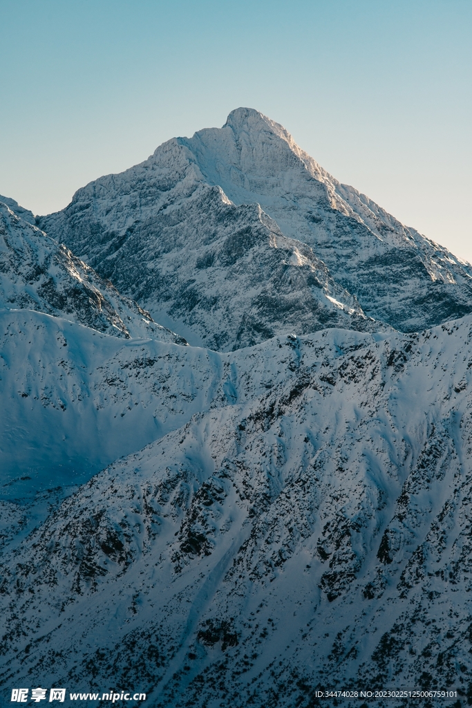 雪山图