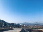 乡村小路蓝天