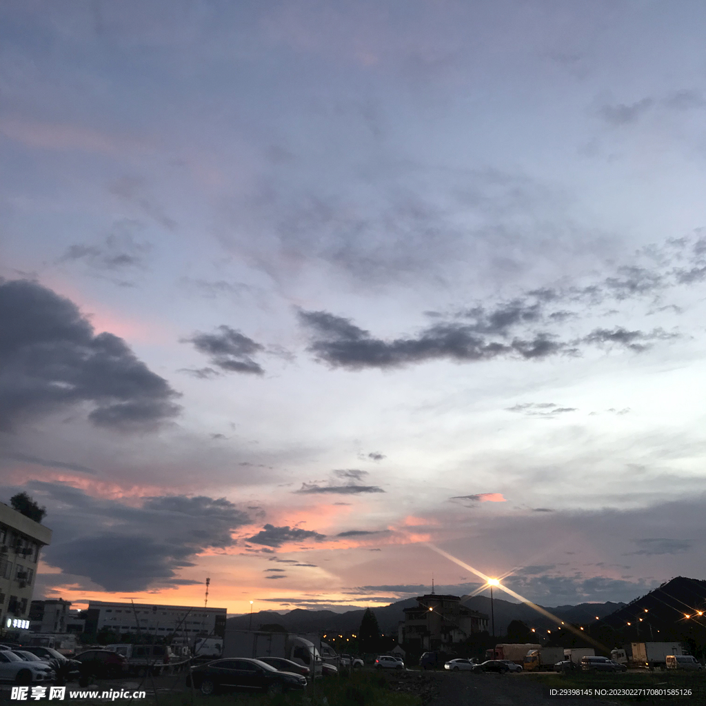 夕阳天空