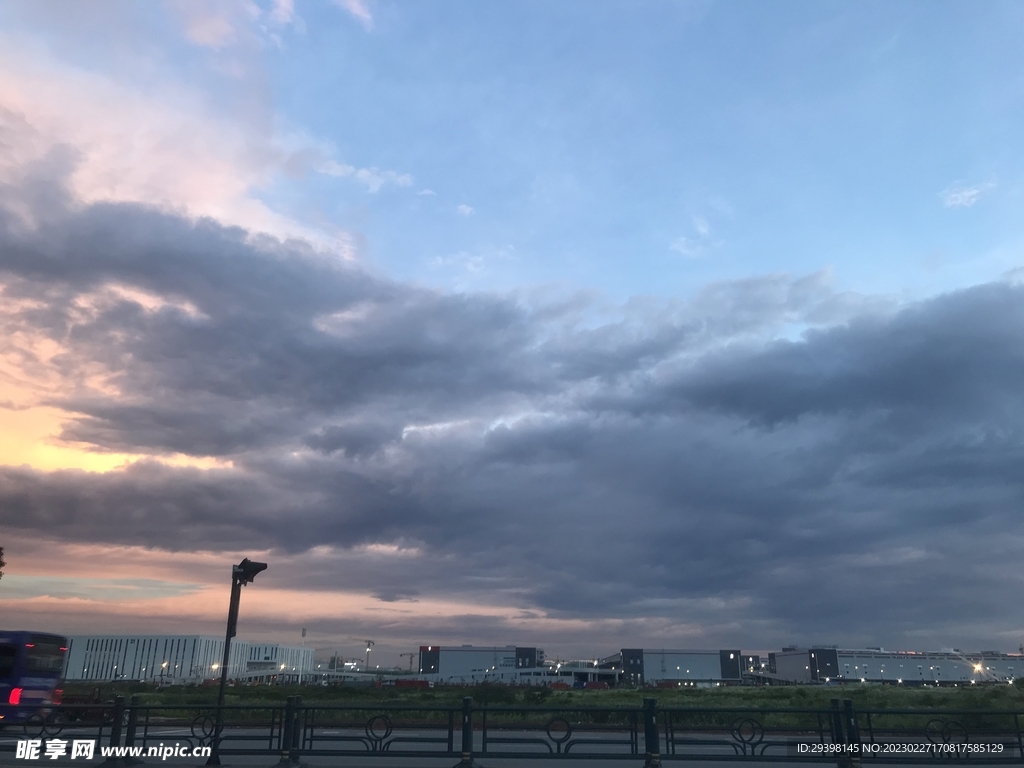 夕阳天空